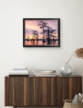 Cuadro decorativo Amanecer sobre el lago Palourde de Andy Crawford técnica mixta Cuadros Jr