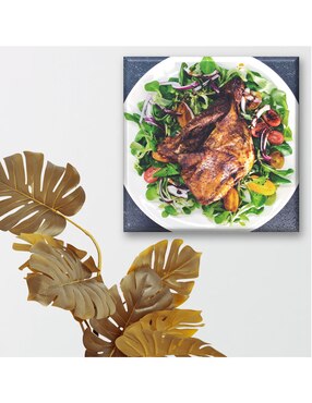 Cuadro decorativo Industria Grafica Ciento 23 Pollo con ensalada