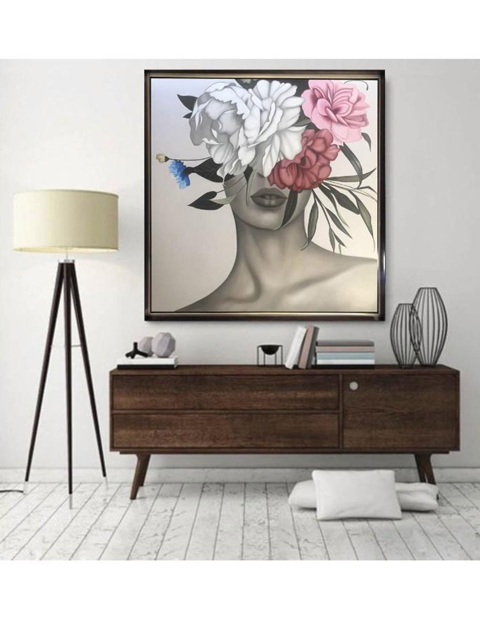 Hermosa pintura enmarcada de elaborada a mano de la colección MilleniArt. Ideal para dar un toque femenino a tus espacios 2