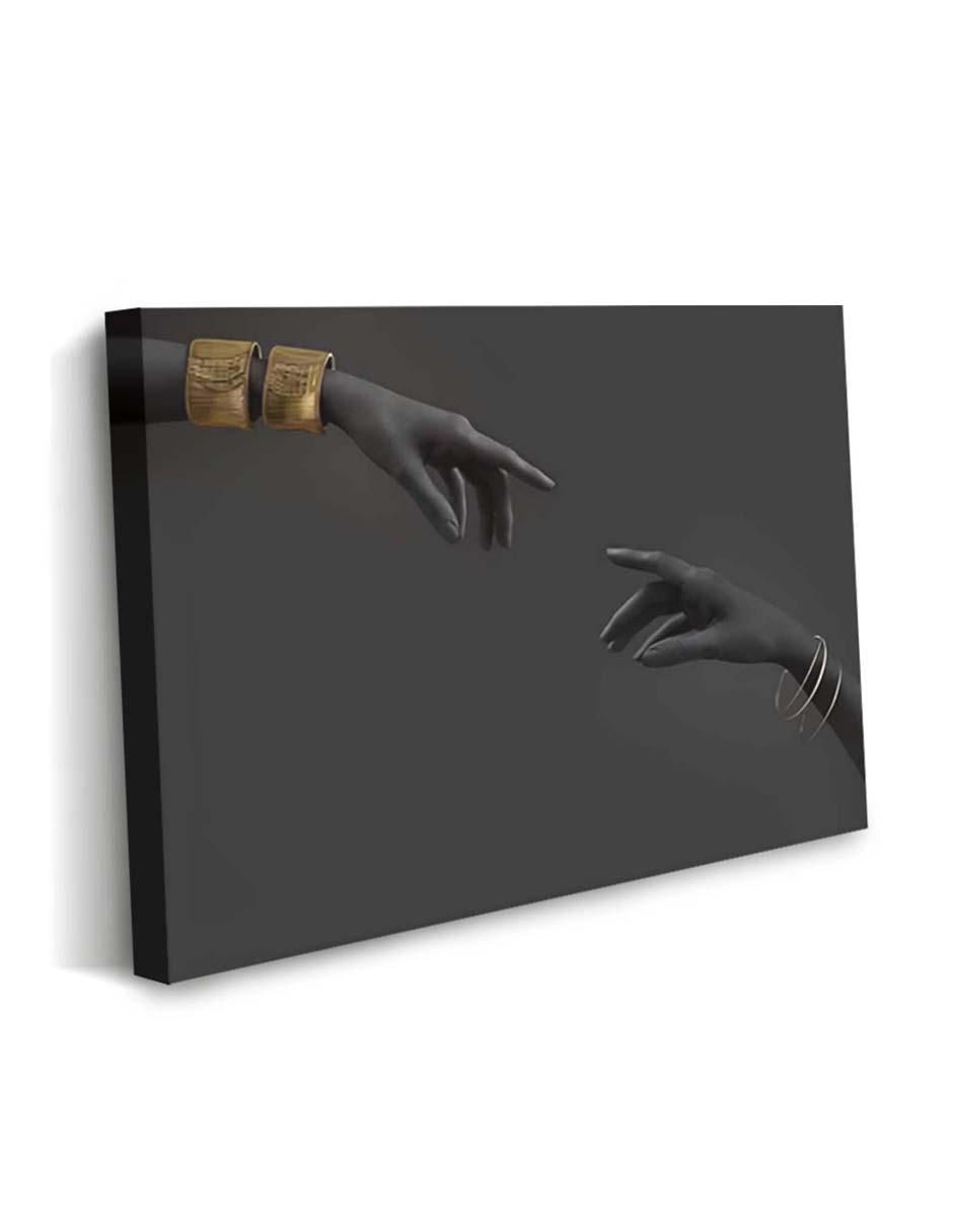 Cuadro decorativo canvas art mujer negra con brazaletes con barniz a registro