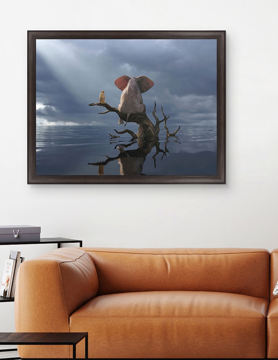 Cuadro decorativo Elefante y perro sentados en un árbol huyendo de una inundación de Mike Kiev técnica mixta 4
