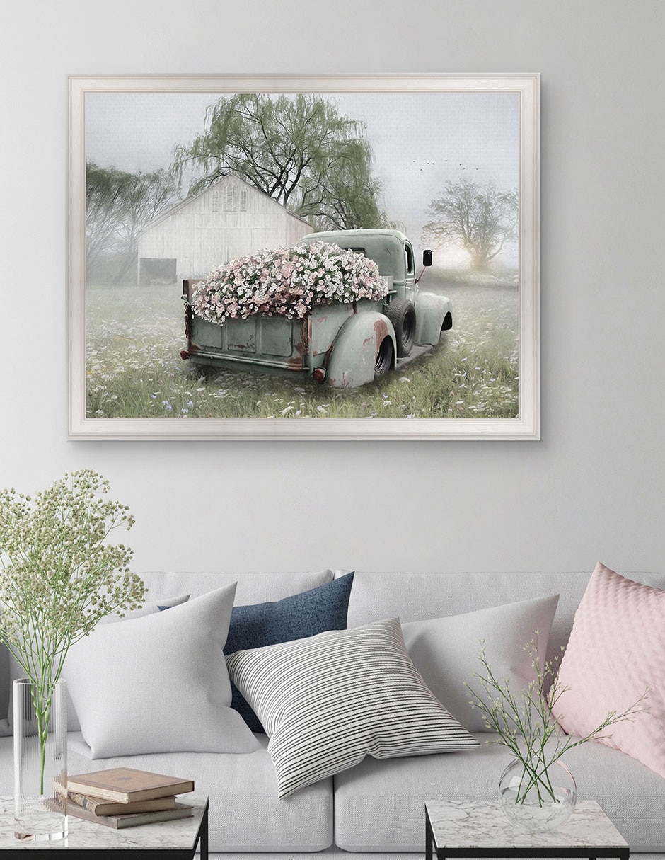 Cuadro decorativo Camioneta verde con petunias rosadas de Lori Deiter técnica mixta 3